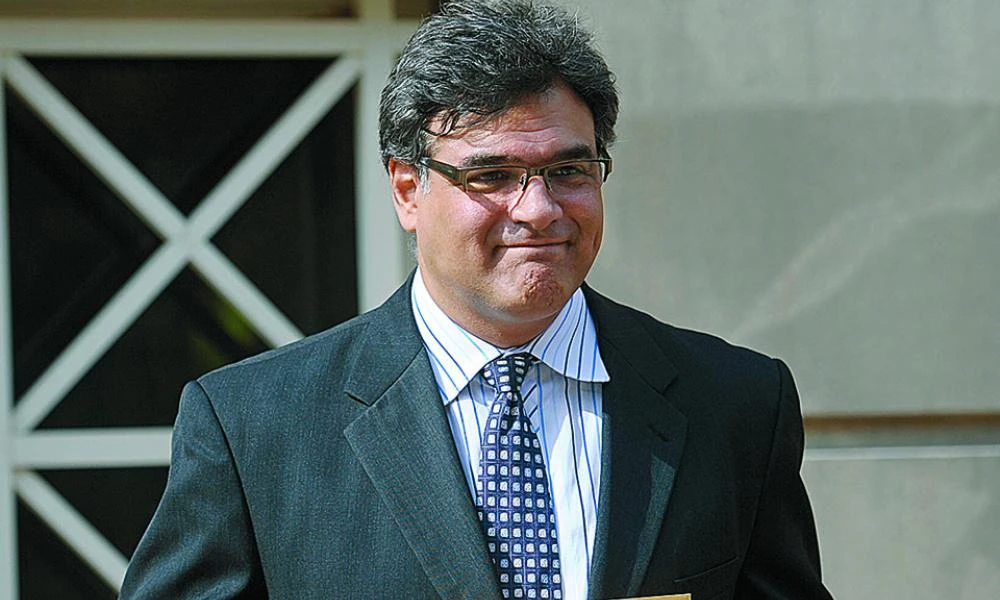 Πρώην Ελληνοαμερικανός πράκτορας της CIA αποκαλύπτει: Πως να αντιληφθείτε αν κάποιος σας παρακολουθεί και αν λέει ψέματα